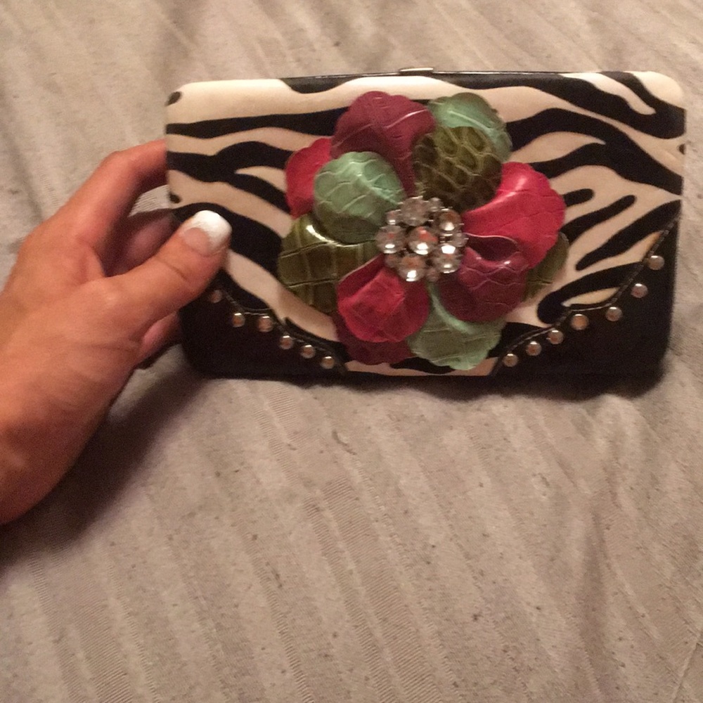 Zebra print bi fold wallet with flower detail